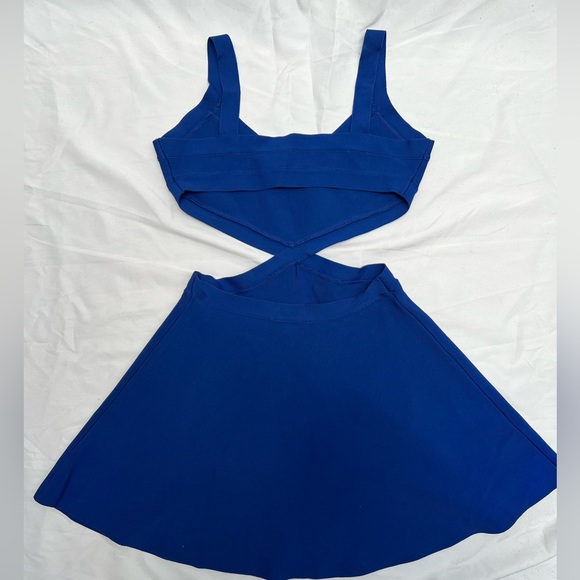 BCBG | NEVER WORN Cobalt Blue Open Back Mini Dress | Size S - Picture 3 of 3